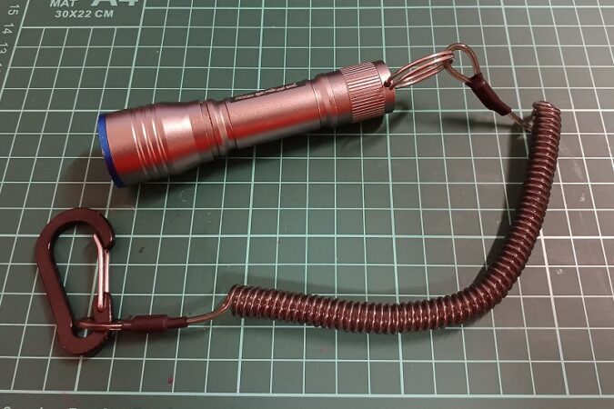 UVライト根魚権蔵にスパイラルコードを付けた